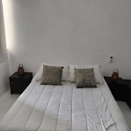 Apartamento Primi 25 *
